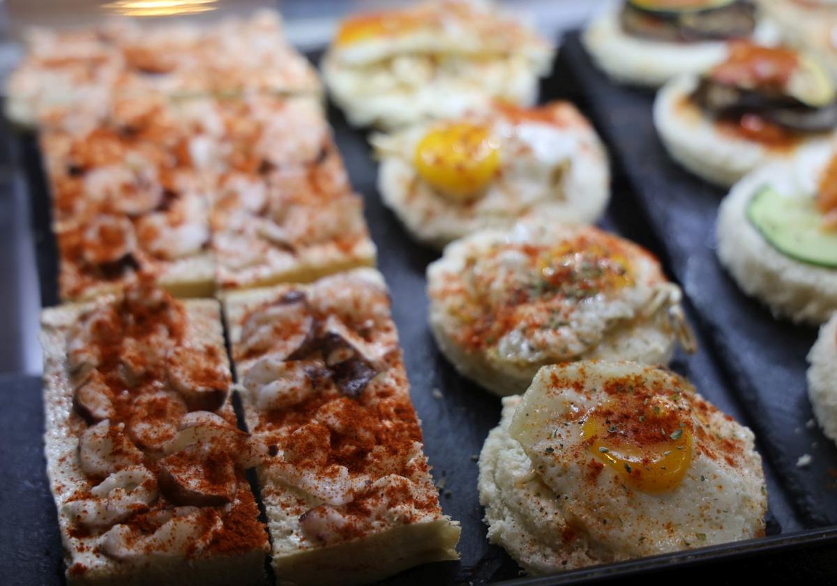 Tapas gratis con un toque de magia y una historia de amor en un nuevo bar de Delicias